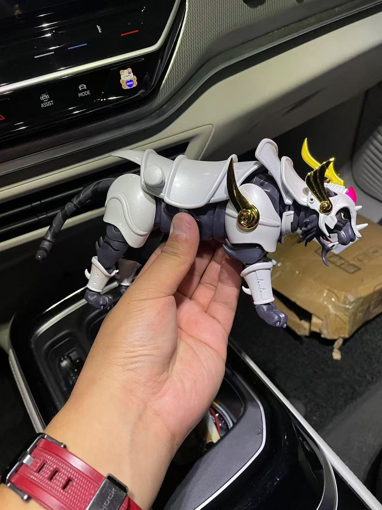 Yoroiden Samurai Troopers Roni - đánh giá và giá Bandai Tamashii Nations S.H.Figuarts