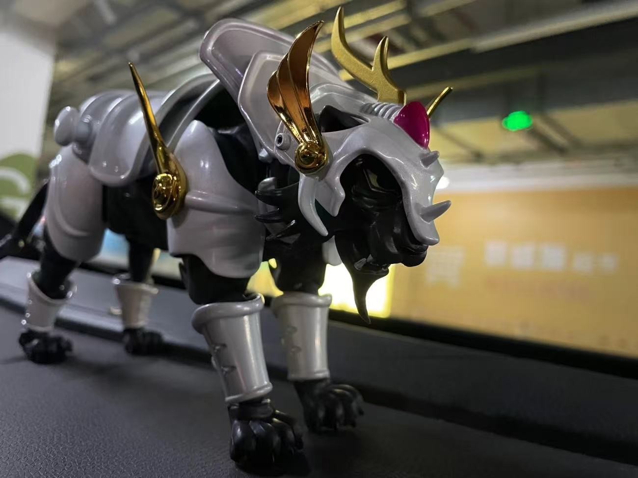 Yoroiden Samurai Troopers Roni - đánh giá và giá Bandai Tamashii Nations S.H.Figuarts